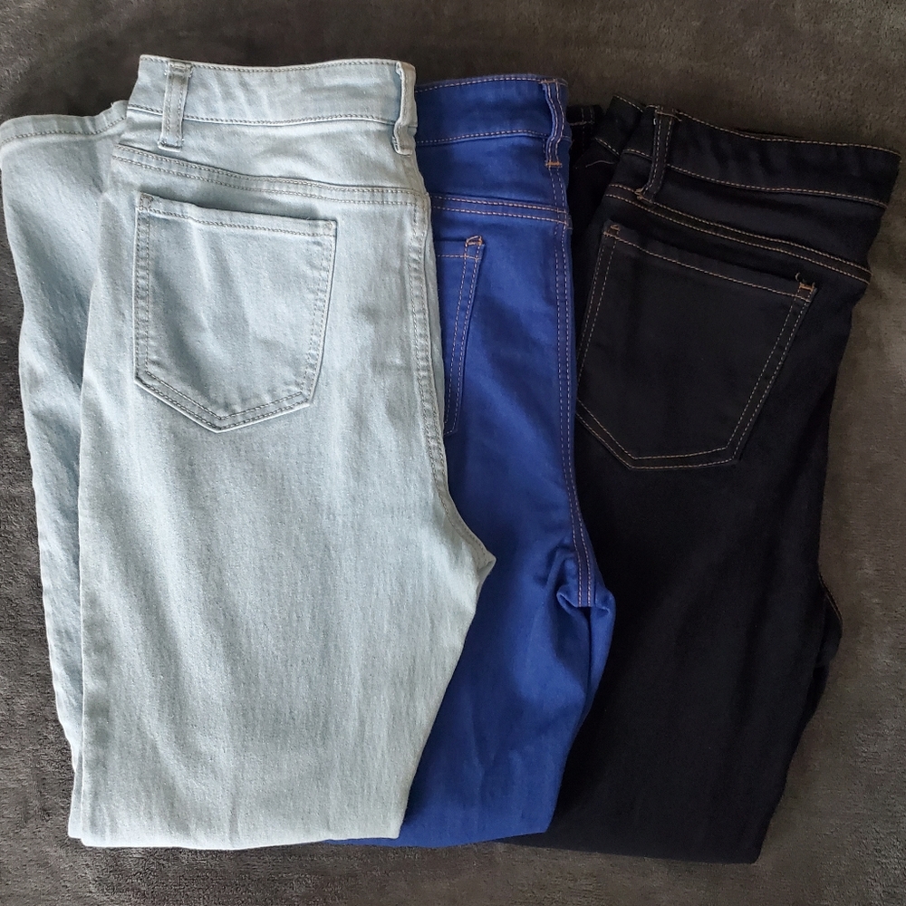 No Boundaries High-waisted Jeans (3 pairs)